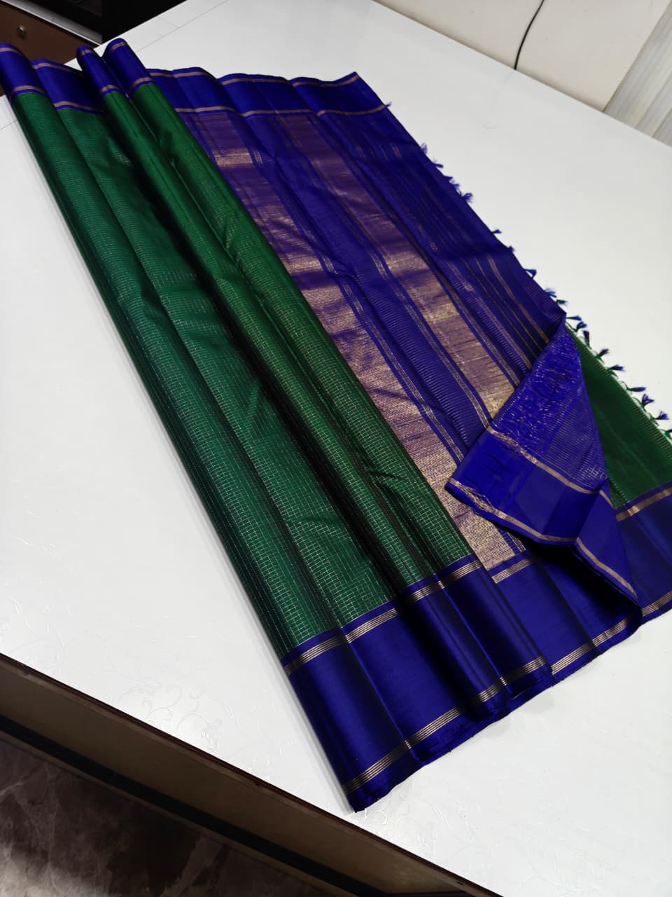 Royal Emerald with Royal Blue Pure Kanchipuram Handwoven Silk Saree